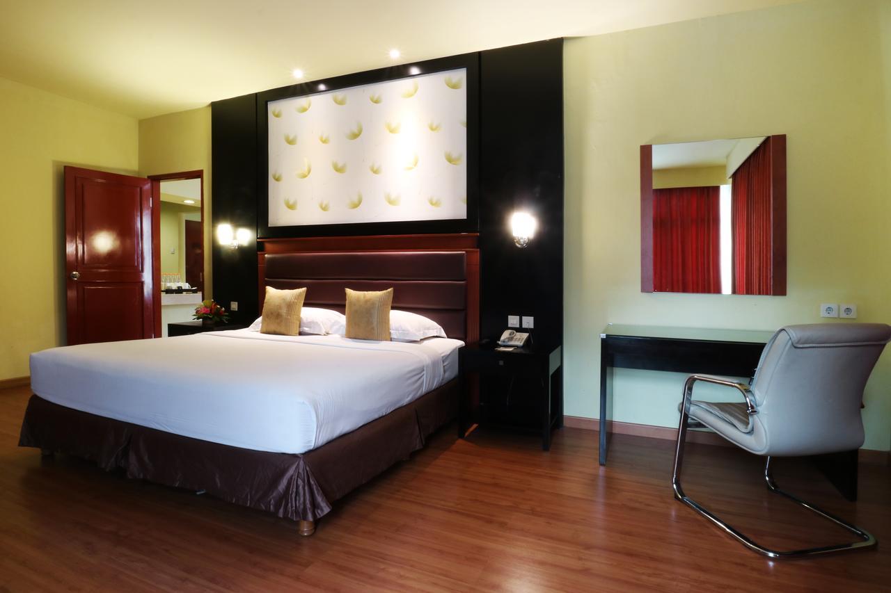 Sari Ater Kamboti Hotel Bandung Exteriér fotografie