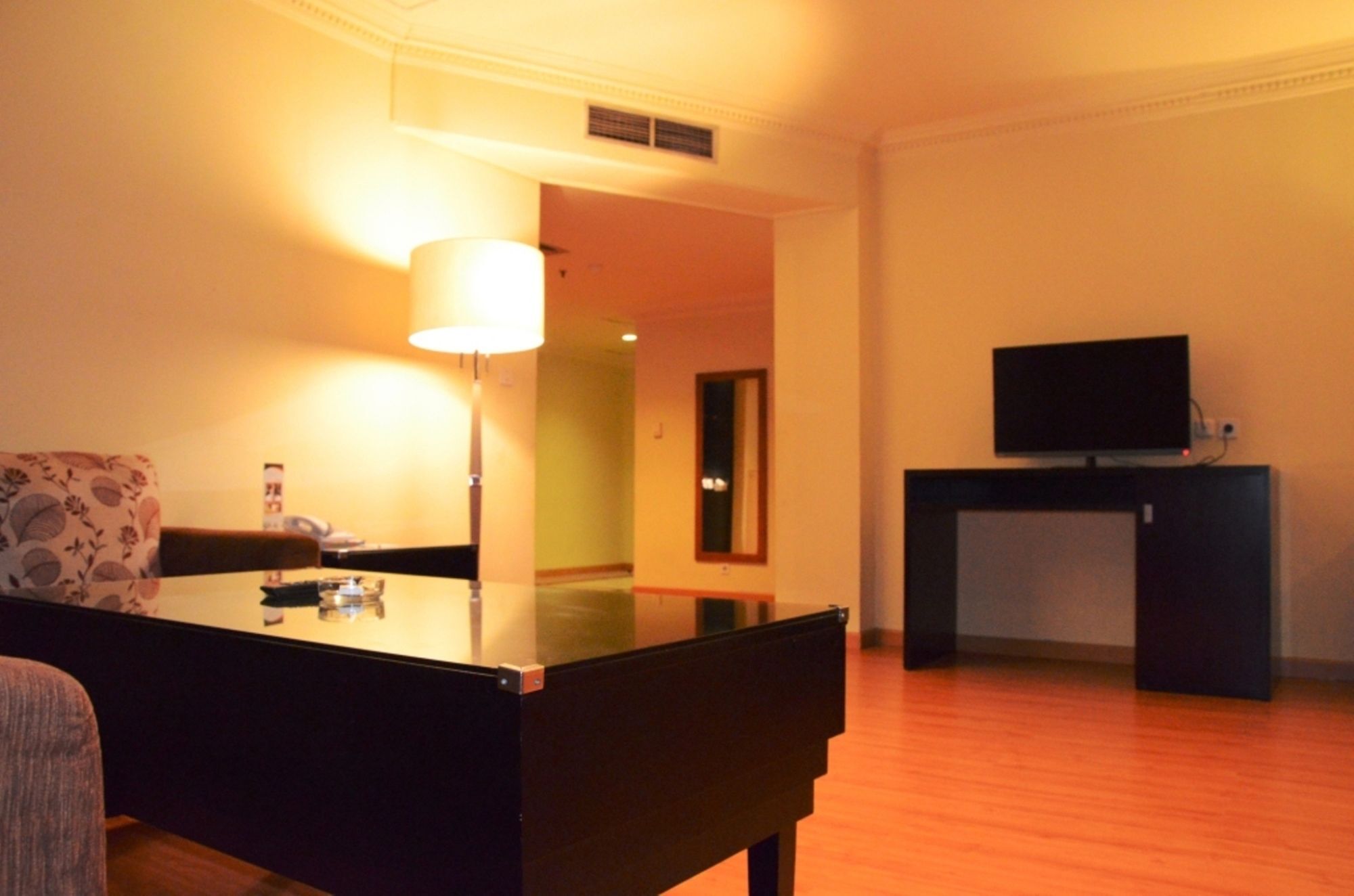 Sari Ater Kamboti Hotel Bandung Exteriér fotografie